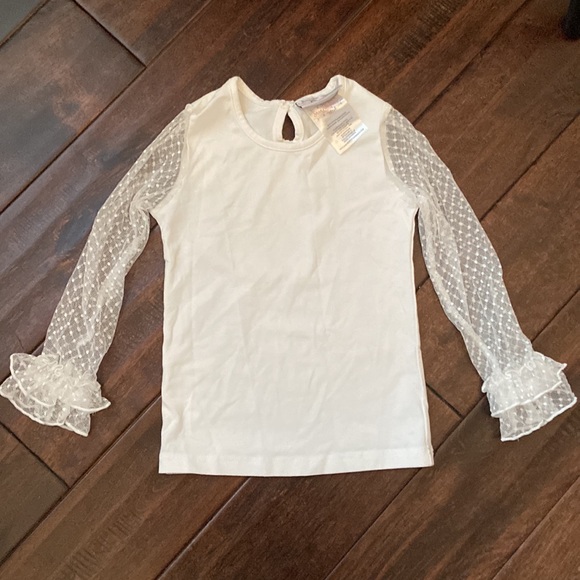 Serendipity Lace ruffle sleeve top. 4T Serendipity clothing co. - Picture 2 of 7